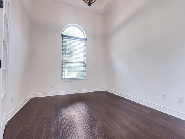 Building Photo - 18619 Duke Lake Dr
