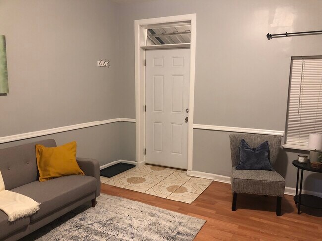 Front door - 4934 Hummelsheim Ave