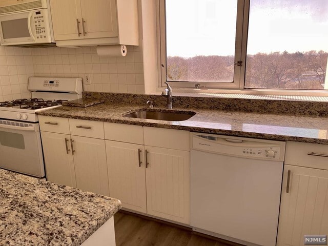 Building Photo - 1 Horizon Rd