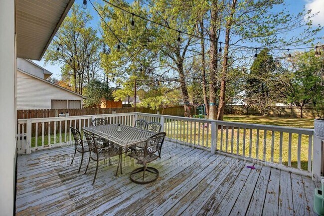 Building Photo - 8591 Cislo Ct