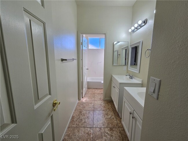 Building Photo - 1003 Dover Glen Dr