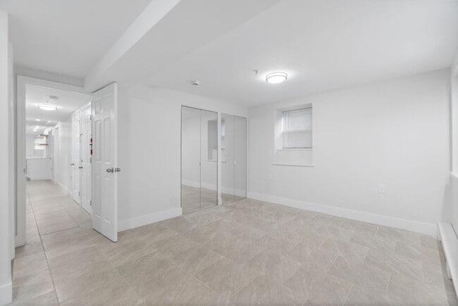 Building Photo - 6107 JFK Blvd E