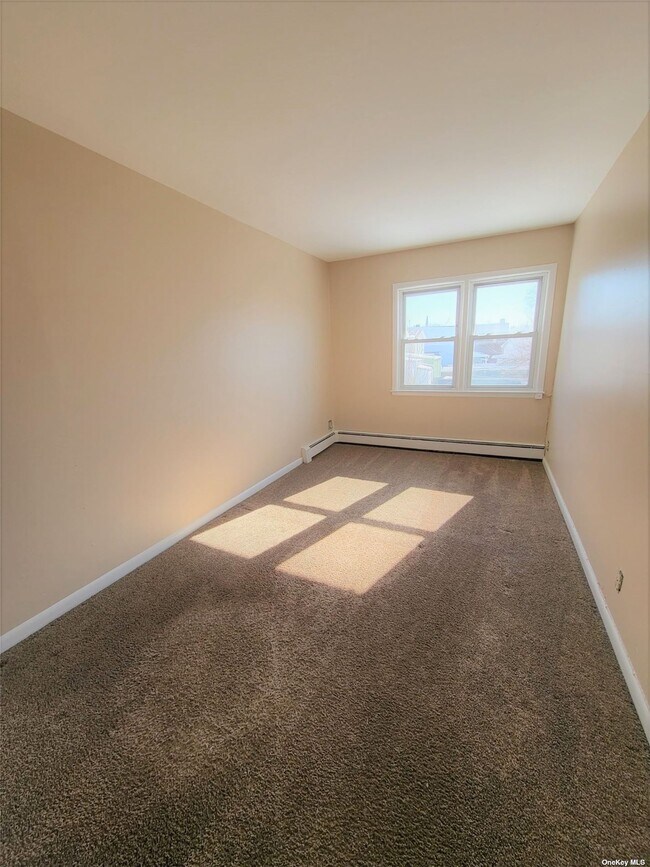 Building Photo - 91-14 95th Ave