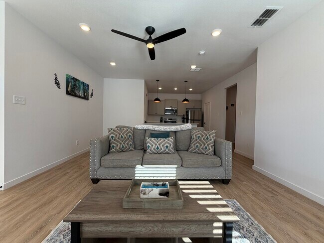 Building Photo - 5807 Virginia Ave