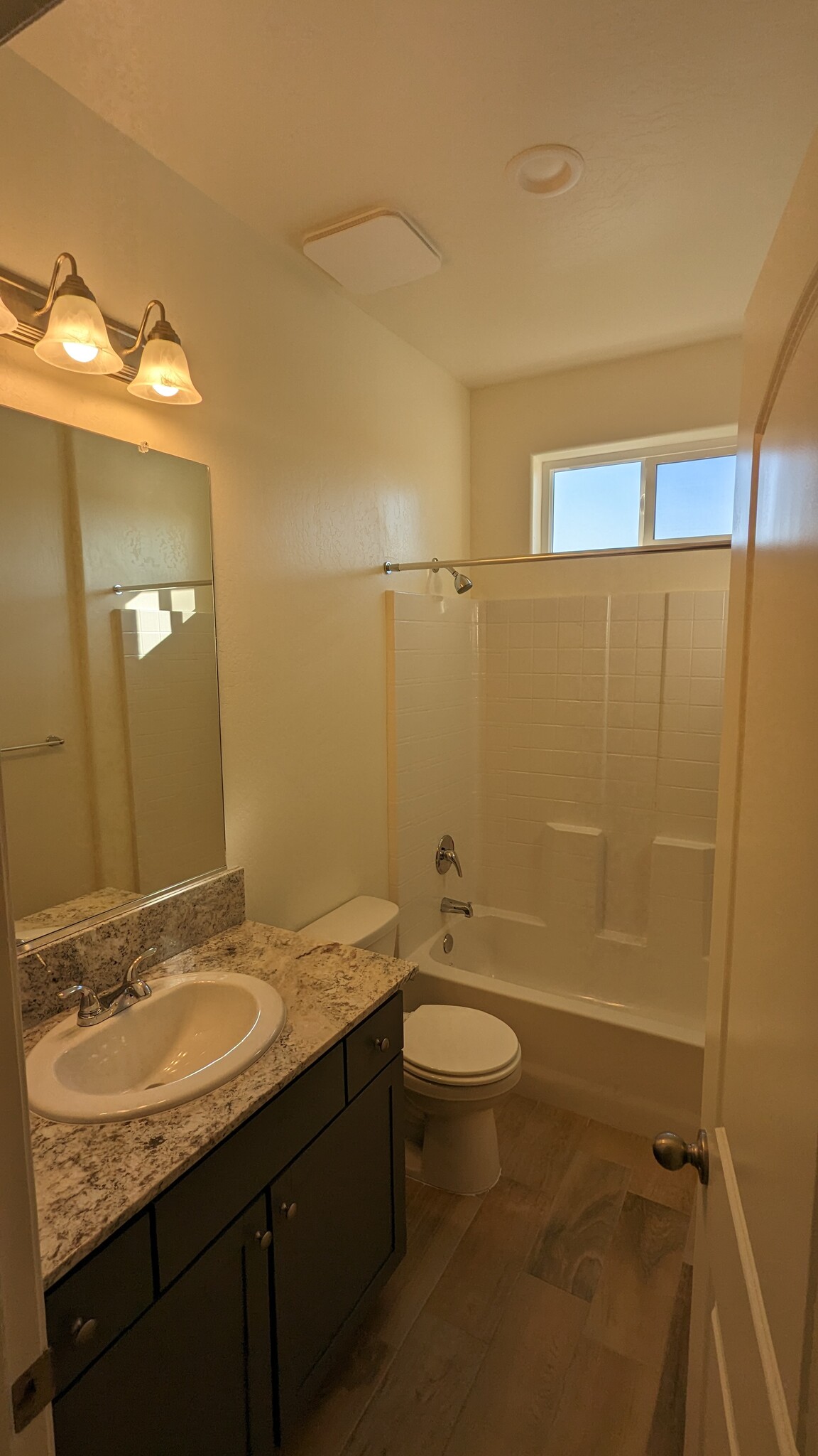 Building Photo - 3242 Seymour St