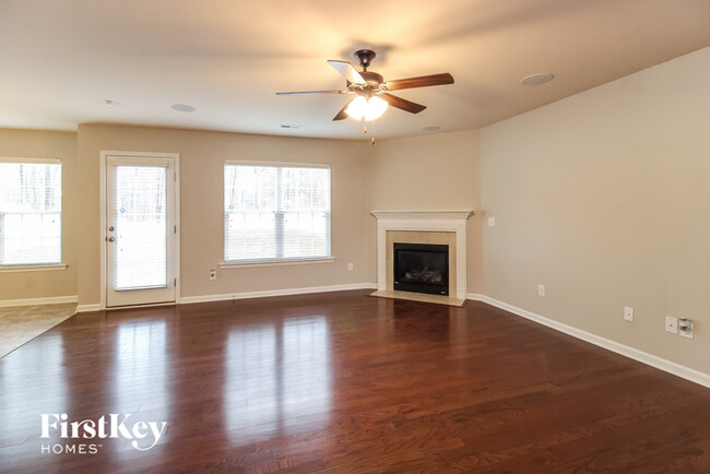 Building Photo - 2936 Grassy Knoll Cir