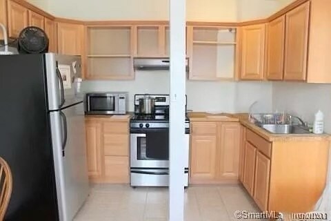 Building Photo - 25 High St