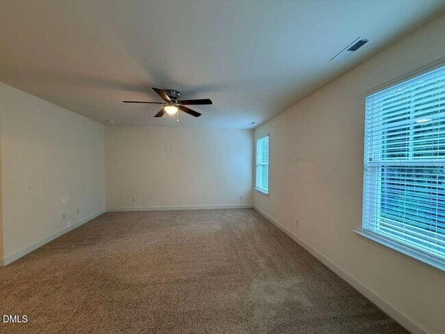 Building Photo - 109 Steel Springs Ln