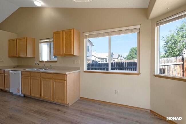 Building Photo - 7246 Moss Bluff Ct