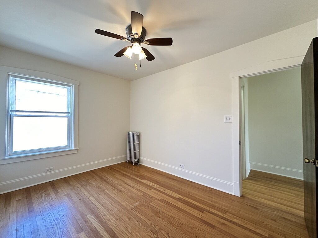 Building Photo - 2856 W Cullom Ave