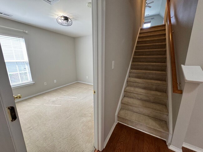Building Photo - 5337 Thunderidge Drive