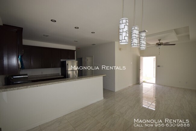 Building Photo - Medical Ridge Apartments