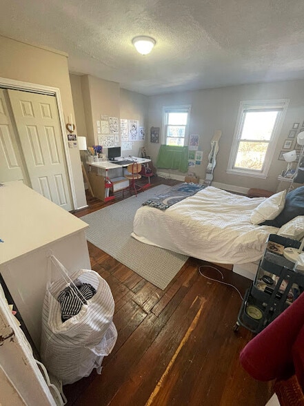 Bedroom - 4224 Powelton Ave