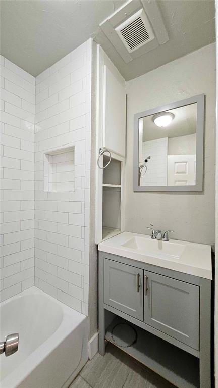 Building Photo - 1312 NW 12th St