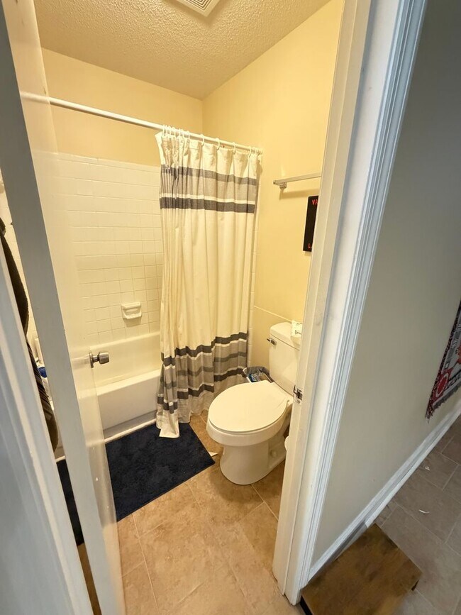 Building Photo - Appleby Apartment