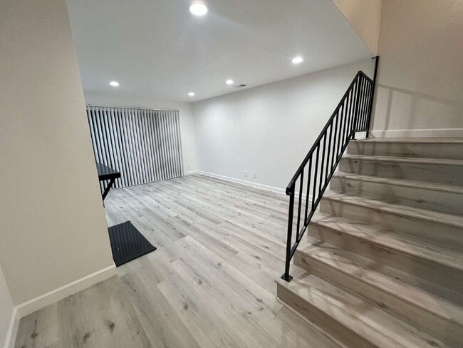 Building Photo - Remodeled 2 Bedroom home San Jose Home in great location