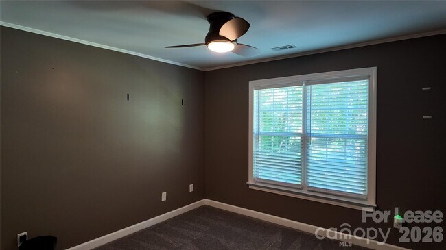 Building Photo - 410 Farm Branch Dr