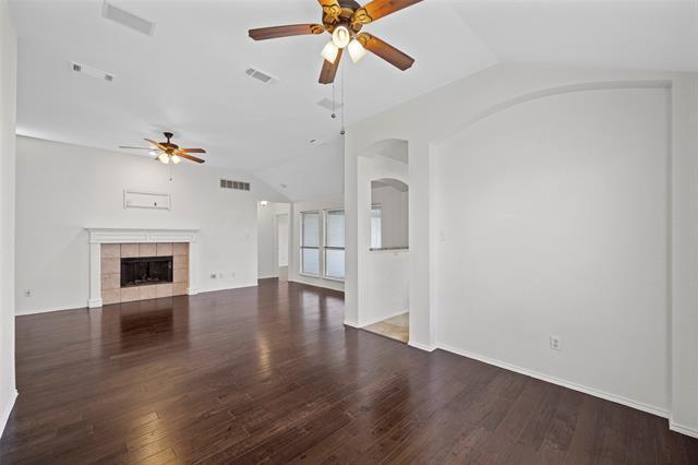 Building Photo - 2800 Dover Dr