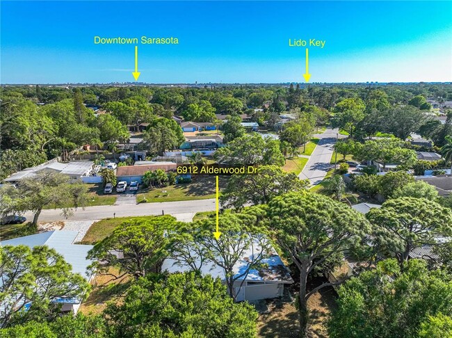 Building Photo - 6912 Alderwood Dr