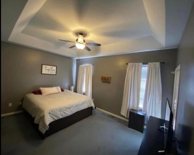 Building Photo - 255 Ryhill Dr