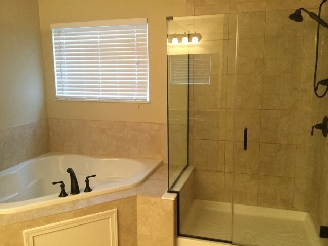Building Photo - 8333 Parori Ln