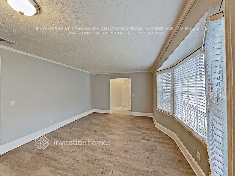 Building Photo - 3246 Bruckner Blvd SW