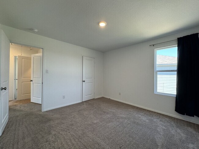 Building Photo - 14803 Brandy Bnd