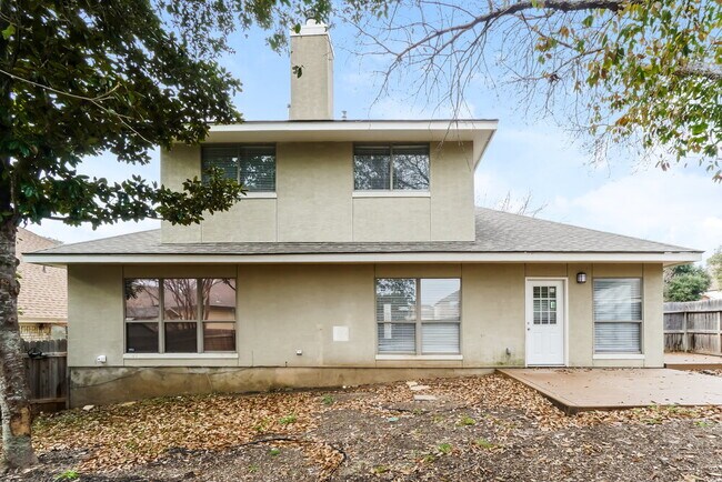 Building Photo - 10 Marella Dr