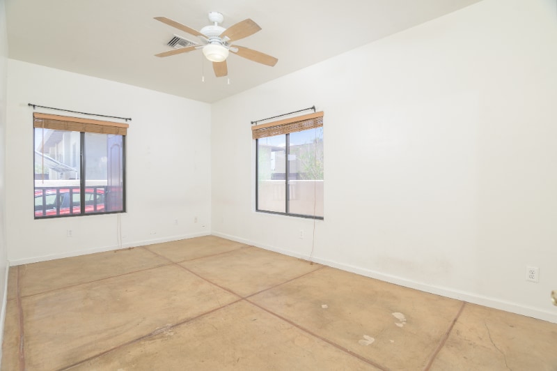 Building Photo - 1312 E 8th St