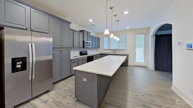 Building Photo - 4 bedroom / 3.5 bath home in Ravenel, SC
