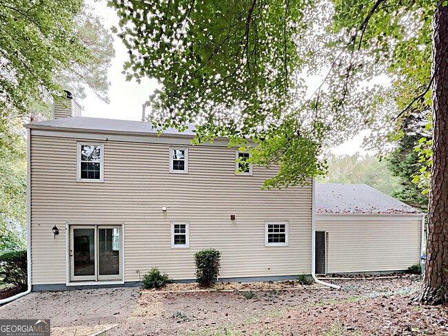 Building Photo - 800 Crab Orchard Dr