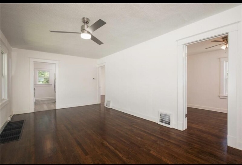 Building Photo - 3421 Mersington Ave