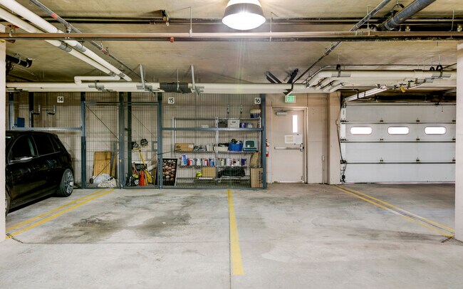 Building Photo - 201 E Las Animas St