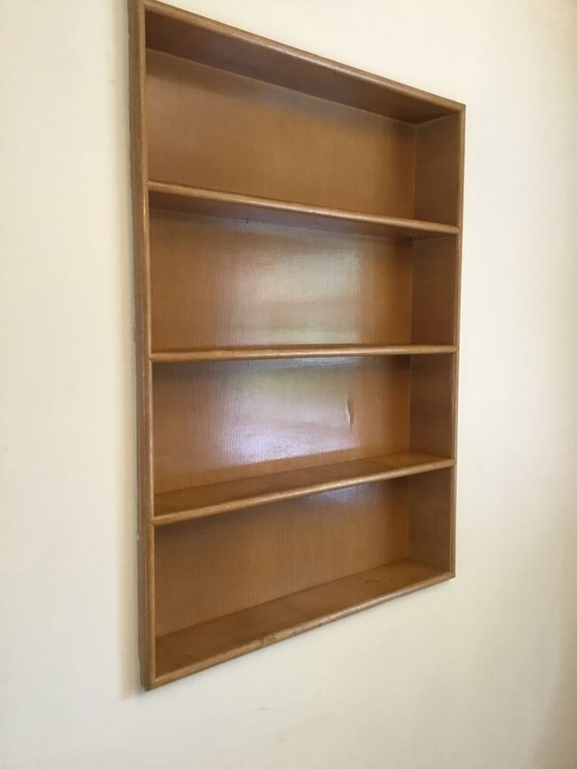 Building Photo - UNIVERSITY MID CENTURY