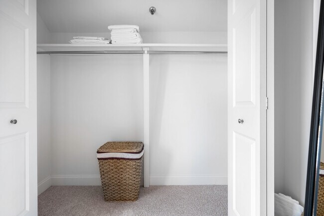 Building Photo - Bowdoin School, 45 Myrtle St