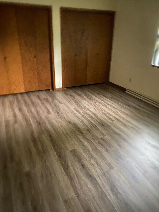 Building Photo - (578) - 2291-2293 White Oak Trail