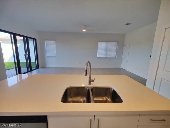 Building Photo - 5871 Cassidy Ln