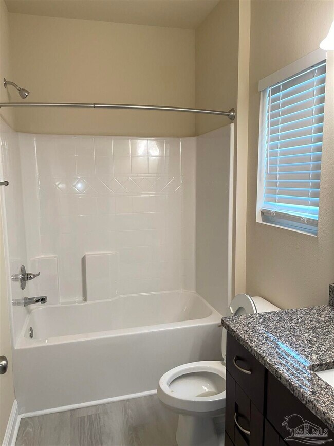 Building Photo - 1905 Doctor M.L.K. Jr Dr