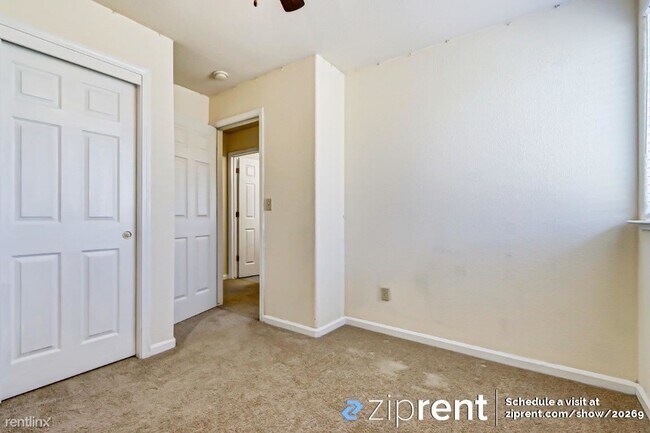 Building Photo - 5 br, 3 bath House - 1003 Sun Meadow Drive...