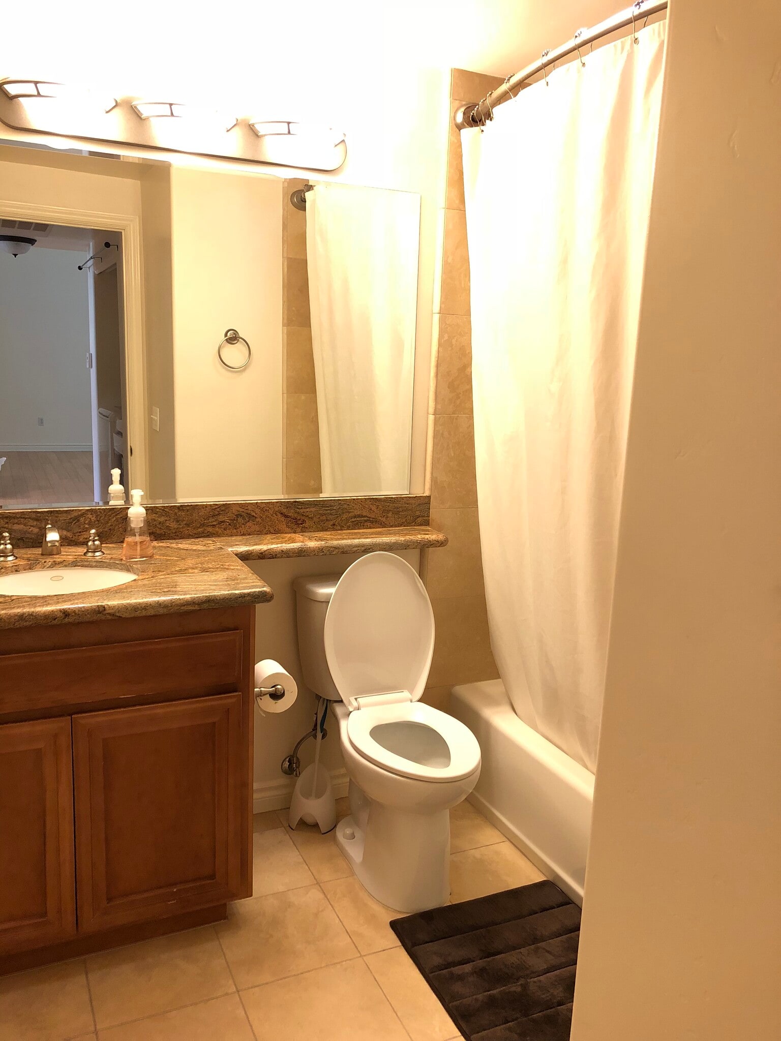 Guest Bathroom - 3990 Centre St
