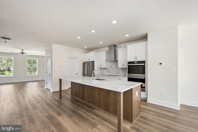 Building Photo - 356 Evermore Ln