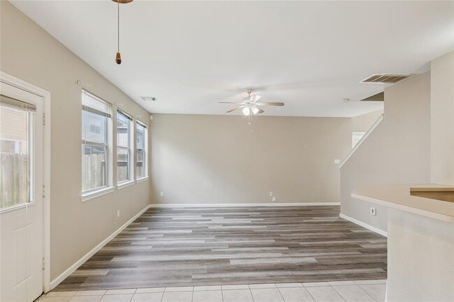 Building Photo - 16635 Newglen Ln