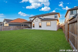 Building Photo - 3709 Pin Oak Hls