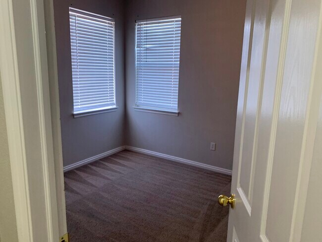 Building Photo - 3480 S Ashby Vw Cv