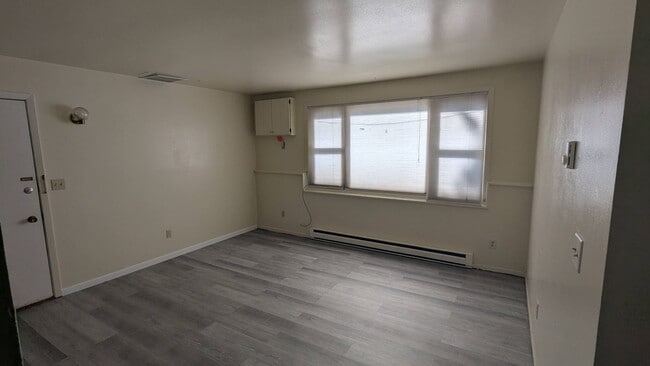 Building Photo - 505 Chestnut St