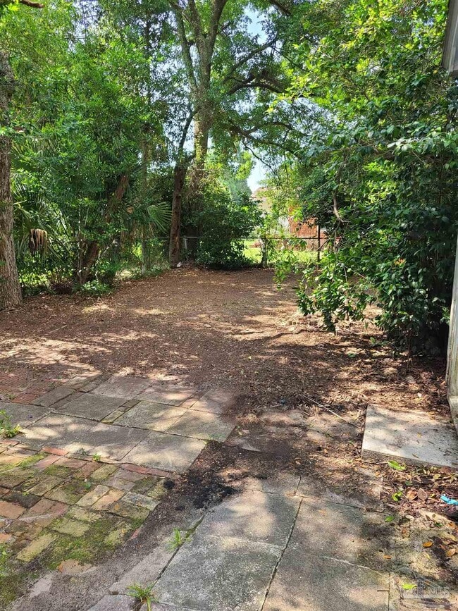 Building Photo - 1821 W Gregory St