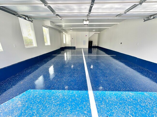 Building Photo - The Main