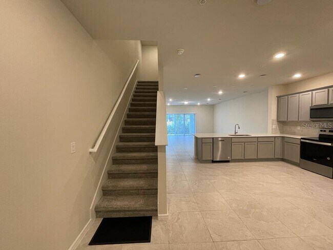 Building Photo - 2760 Bright Bird Ln