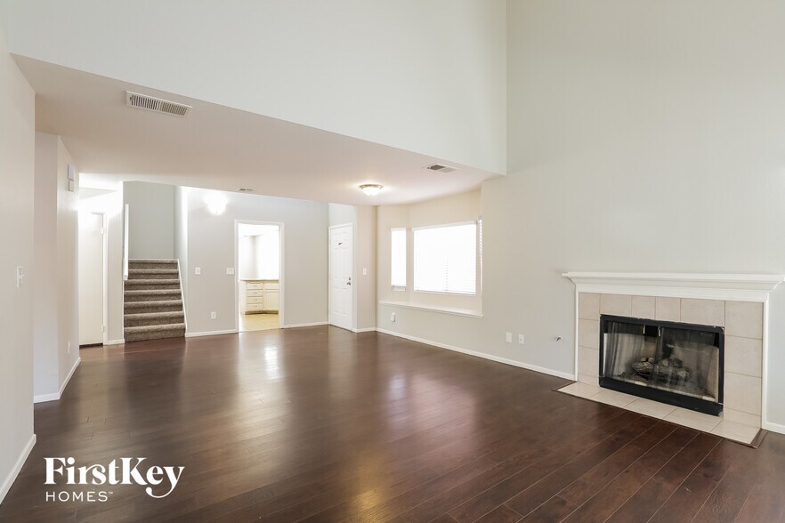 Building Photo - 7090 Orange Grove Ln