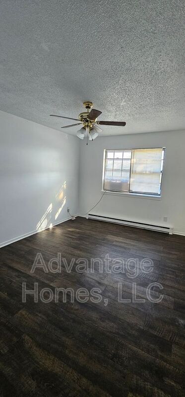 Building Photo - 123 S Chester St
